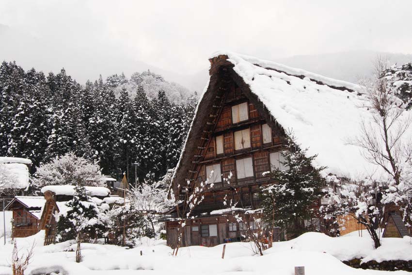 shirakawago01.jpg