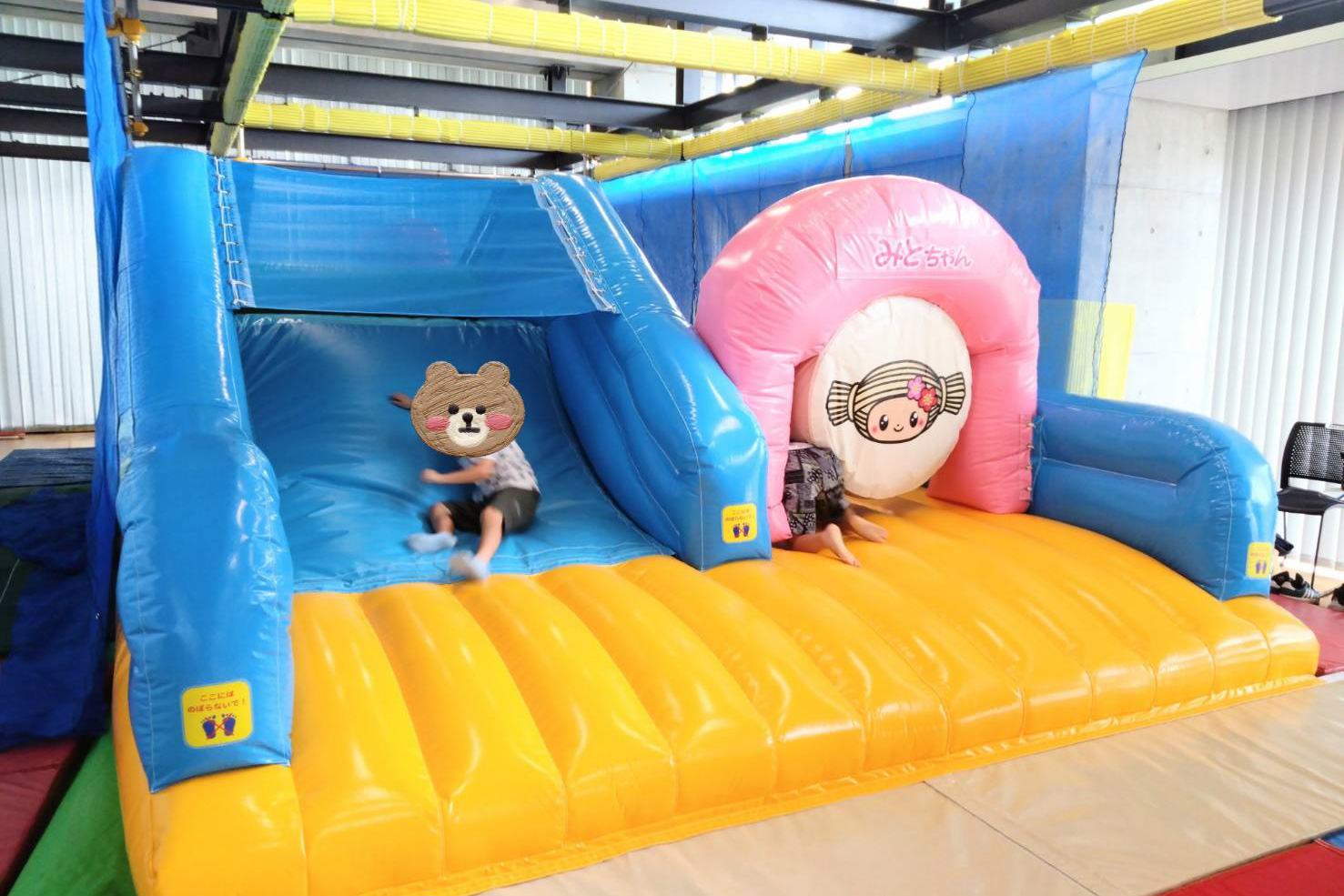 137122_0_edited.jpg