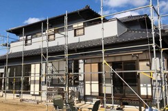 外壁屋根塗装　常陸大宮市モルタル壁塗装（上塗り～完工）