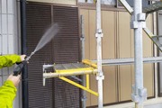外壁屋根塗装 小山市サイディングボード壁(足場・洗浄)