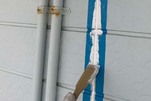 外壁塗装　いわき市サイディングボード壁塗装（コーキング）
