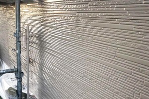 外壁屋根塗装　筑西市サイディングボード壁塗装（壁の塗り）