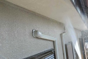 外壁塗装・給排水設備工事　水戸市モルタル壁（足場、洗浄）