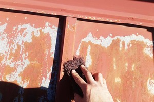 外壁塗装　茂木町　トタン屋根塗装（洗浄、ケレン）