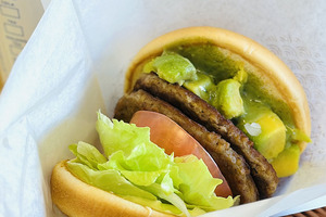 アボカドバーガー