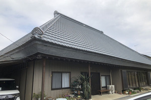 外壁・屋根塗装　茨城県稲敷市　トタン屋根塗装(施工前)