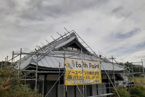 屋根塗装　福島県矢祭町　トタン屋根(足場）